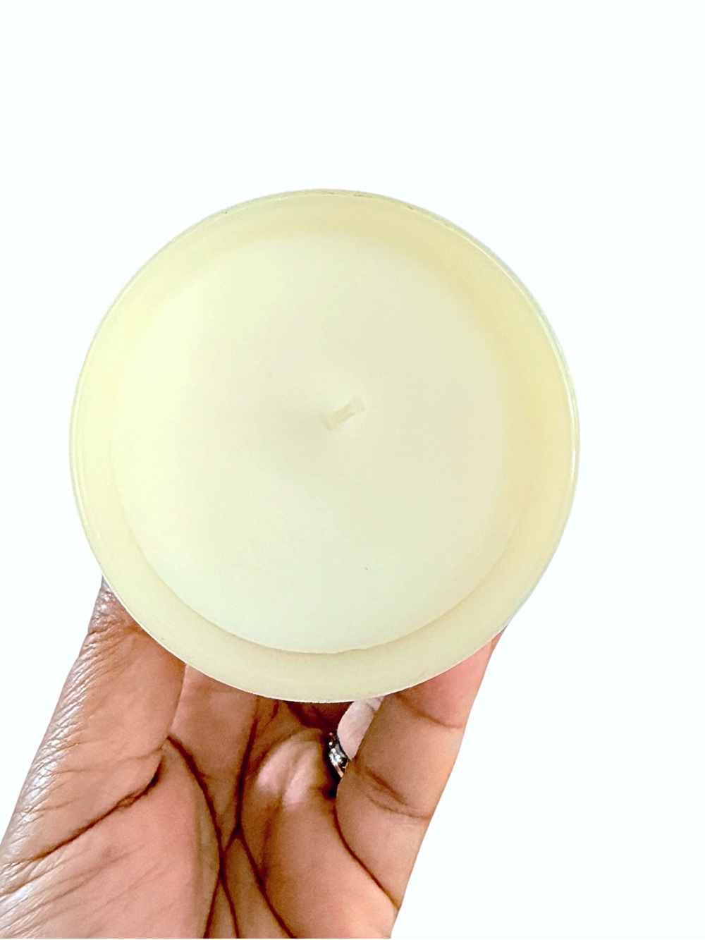 Leoben Company Morning Meditation White Tea & Neroli Scented Candle — Cream - Picture 4 of 4
